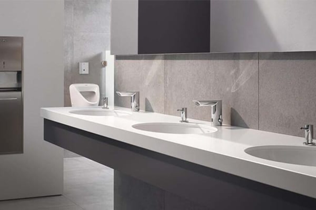 Washroom accessories